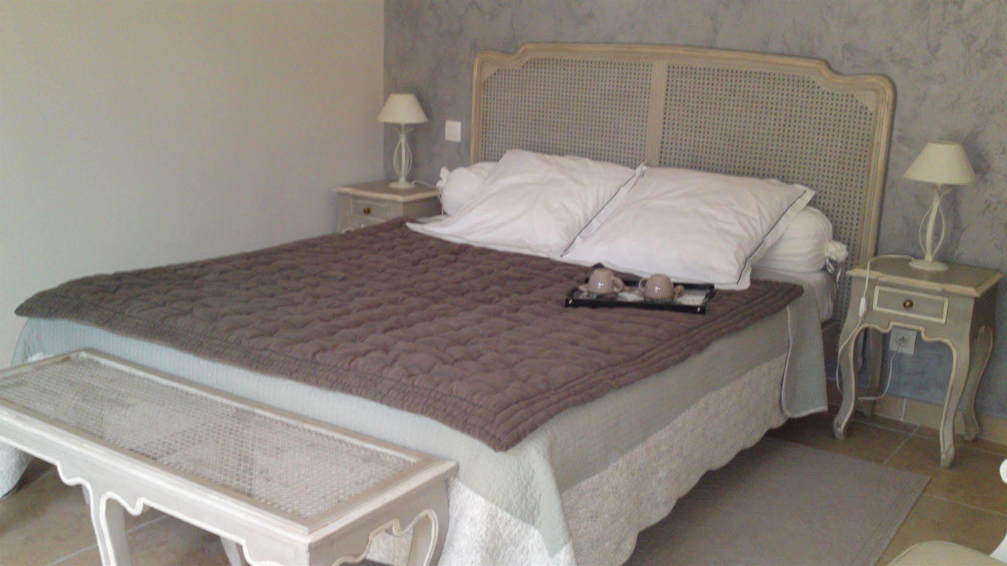 Bed and Breakfast Relais de l'alsou- jacuzzi chauffé piscine Labastide-en-Val Exterior foto